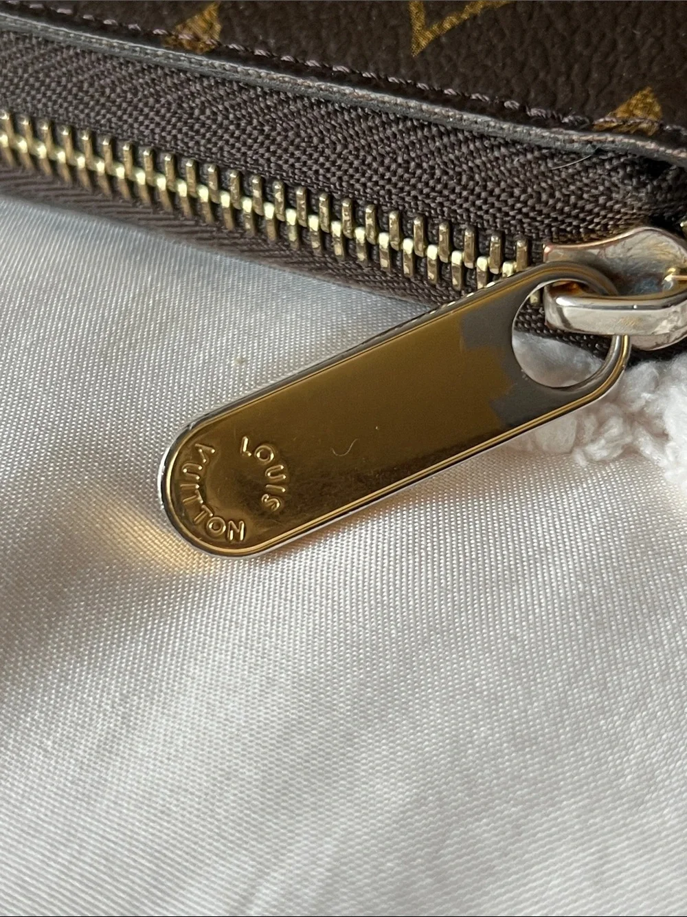 Louis Vuitton classic louis